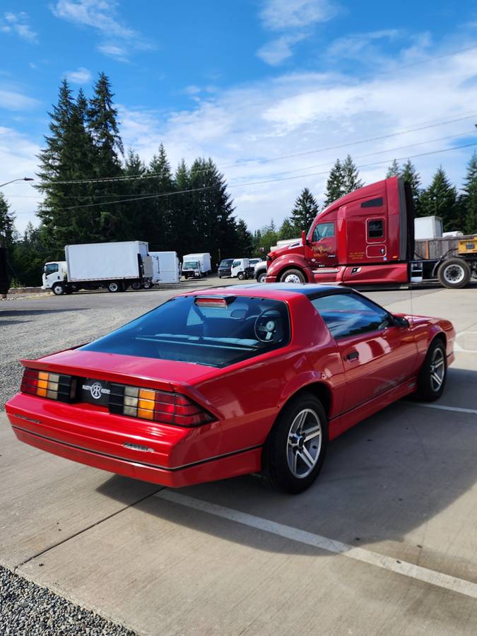 Chevrolet-camaro-sport-1986-red-4