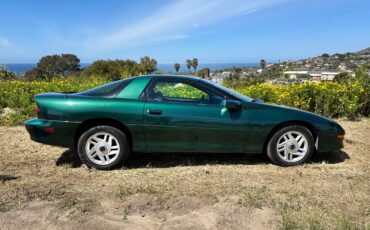 Chevrolet-camaro-sport-coupe-amp-convertible-1995-green-11