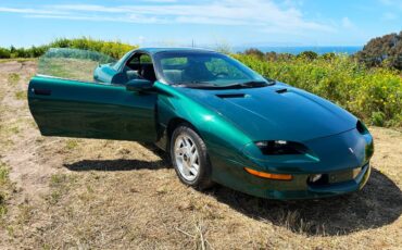 Chevrolet-camaro-sport-coupe-amp-convertible-1995-green-14