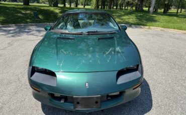 Chevrolet-camaro-sport-coupe-amp-convertible-1995-green