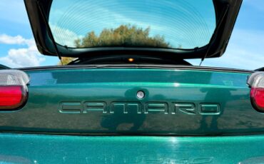 Chevrolet-camaro-sport-coupe-amp-convertible-1995-green-3
