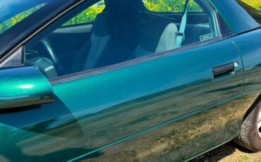 Chevrolet-camaro-sport-coupe-amp-convertible-1995-green-8