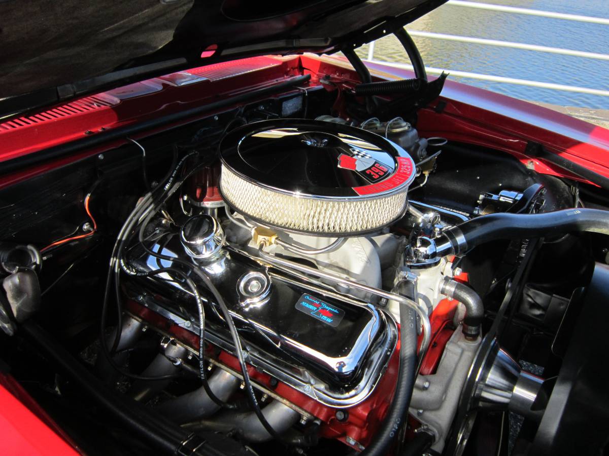 Chevrolet-camaro-ss-1968-red-18