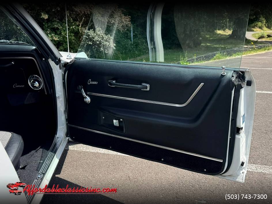 Chevrolet-camaro-ss-l35-1968-22