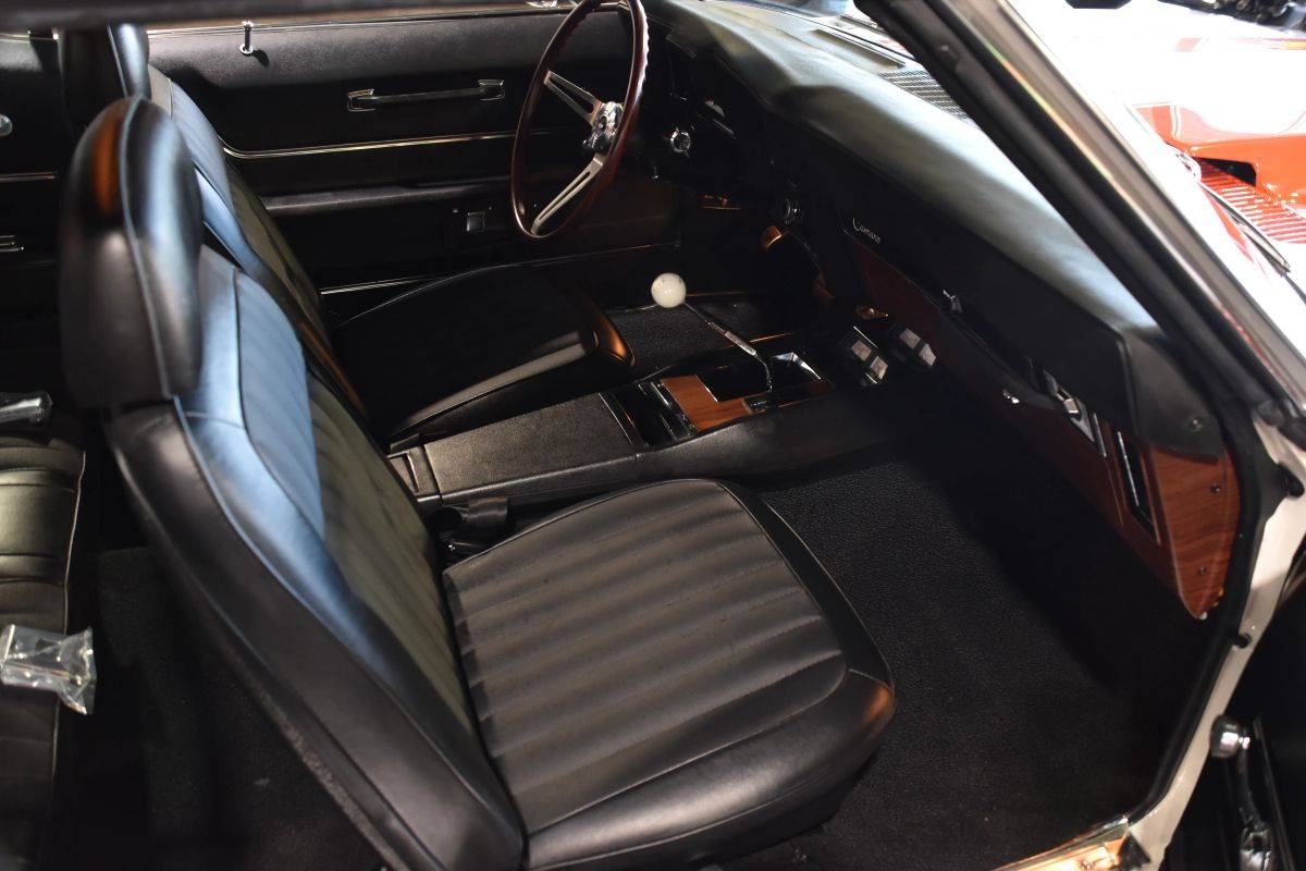 Chevrolet-camaro-z10-rsss-396-1969-white-18