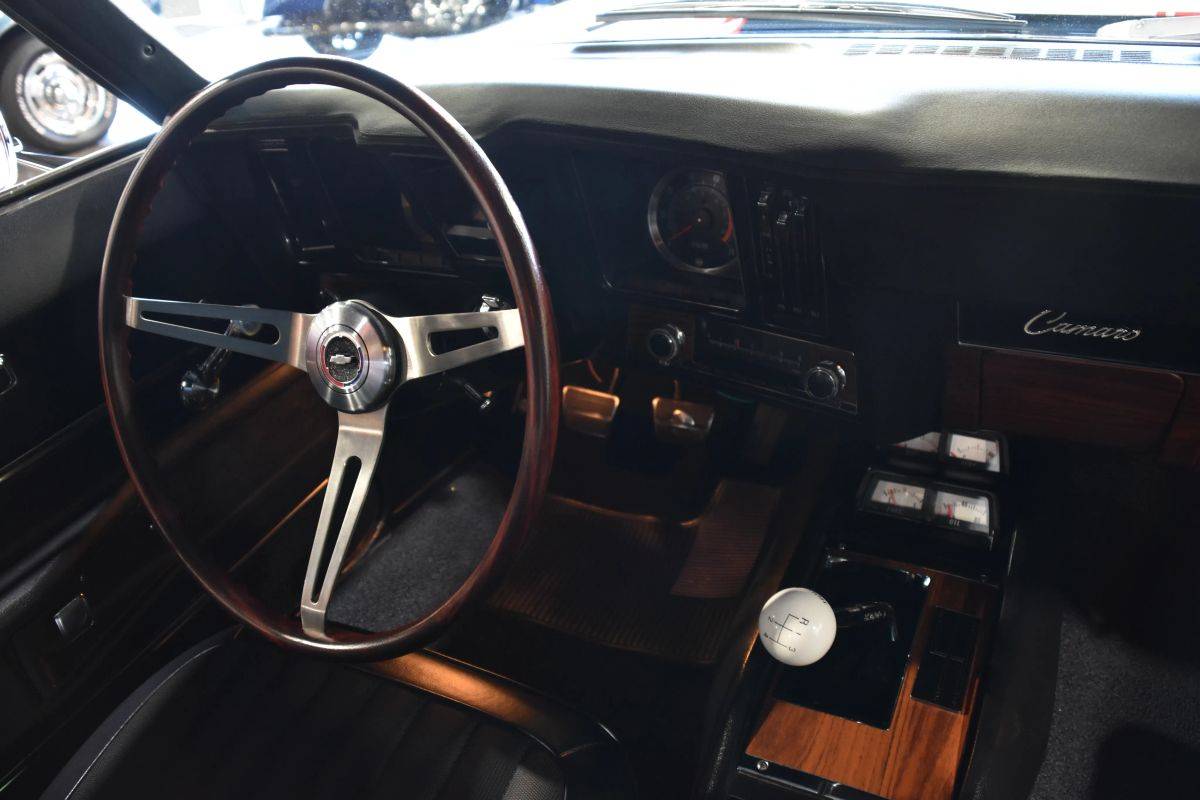 Chevrolet-camaro-z10-rsss-396-1969-white-21