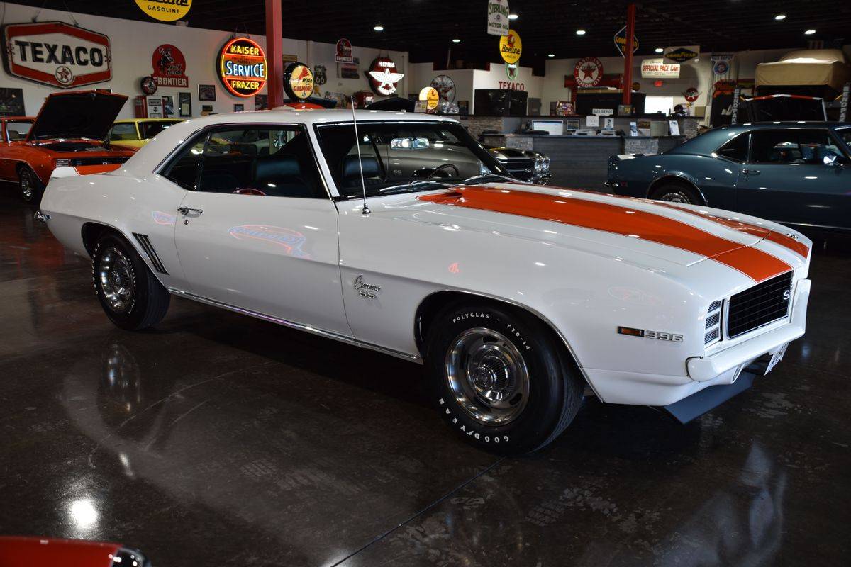 Chevrolet-camaro-z10-rsss-396-1969-white-6