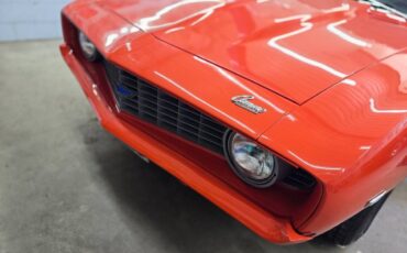 Chevrolet-camaro-z28-1969-orange-11