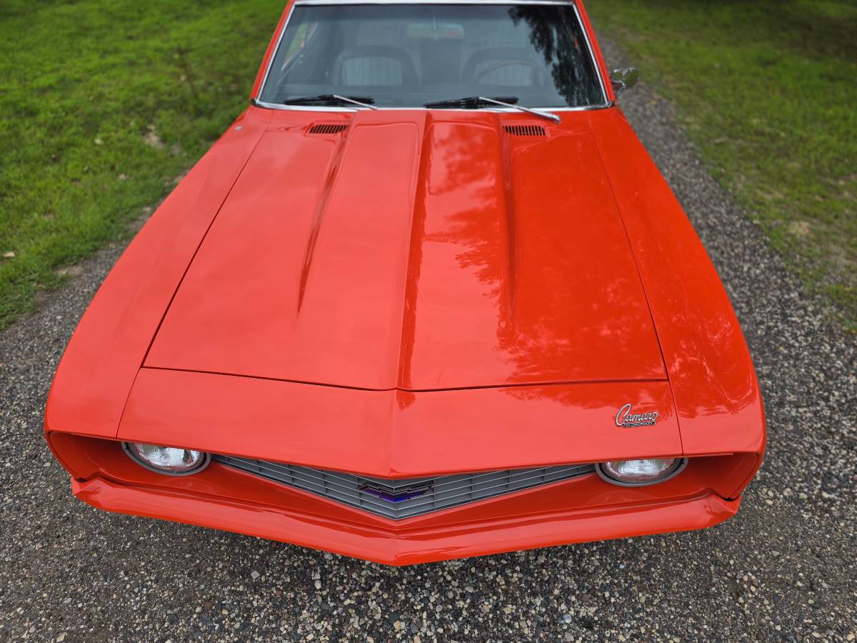 Chevrolet-camaro-z28-1969-orange-15