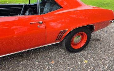 Chevrolet-camaro-z28-1969-orange-5