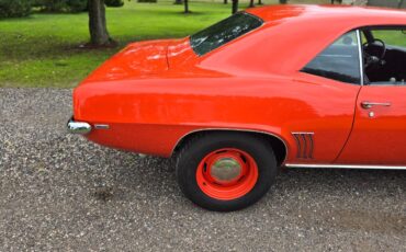 Chevrolet-camaro-z28-1969-orange-8