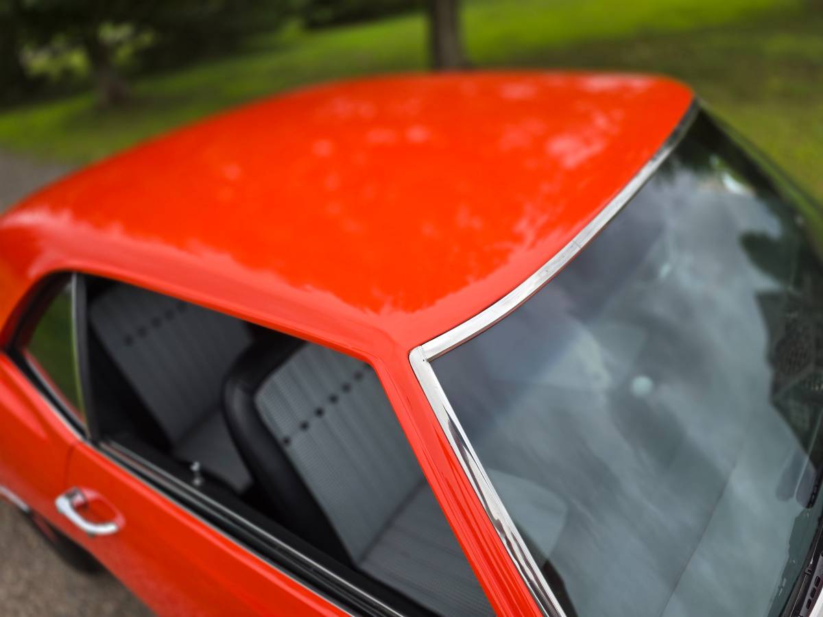Chevrolet-camaro-z28-1969-orange-9