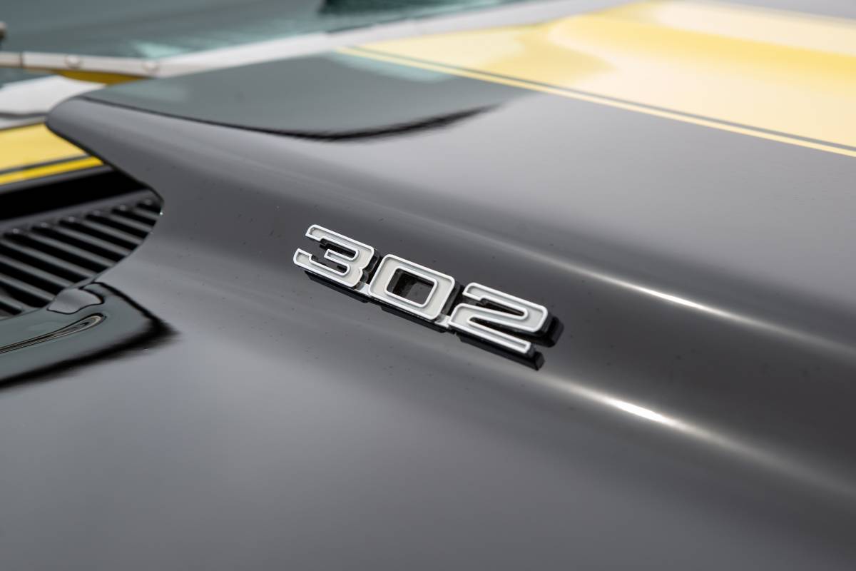 Chevrolet-camaro-z28-1969-yellow-6
