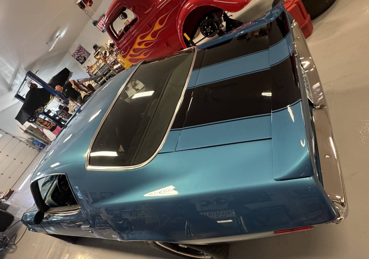 Chevrolet-camaro-z28-1970-blue-3