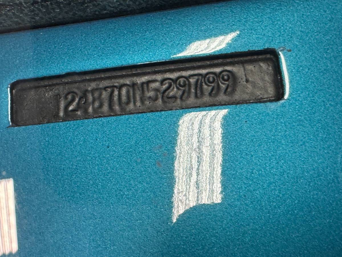 Chevrolet-camaro-z28-1970-blue-6