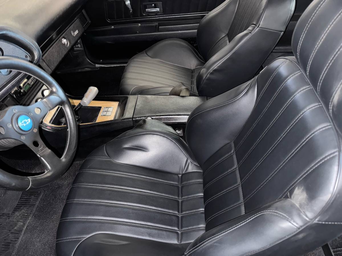Chevrolet-camaro-z28-1971-yellow-13