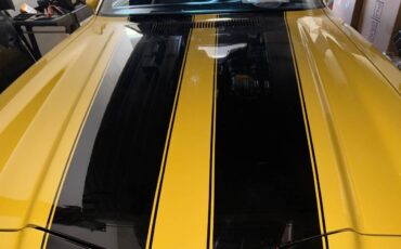Chevrolet-camaro-z28-1971-yellow-15