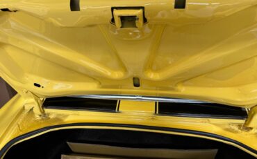 Chevrolet-camaro-z28-1971-yellow-5