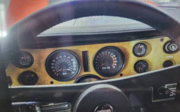 Chevrolet-camaro-z28-1977-red-11