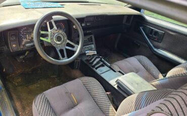 Chevrolet-camaro-z28-1985-blue-1
