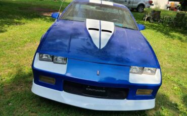 Chevrolet-camaro-z28-1985-blue-4