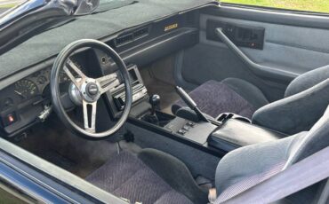 Chevrolet-camaro-z28-1986-black-5