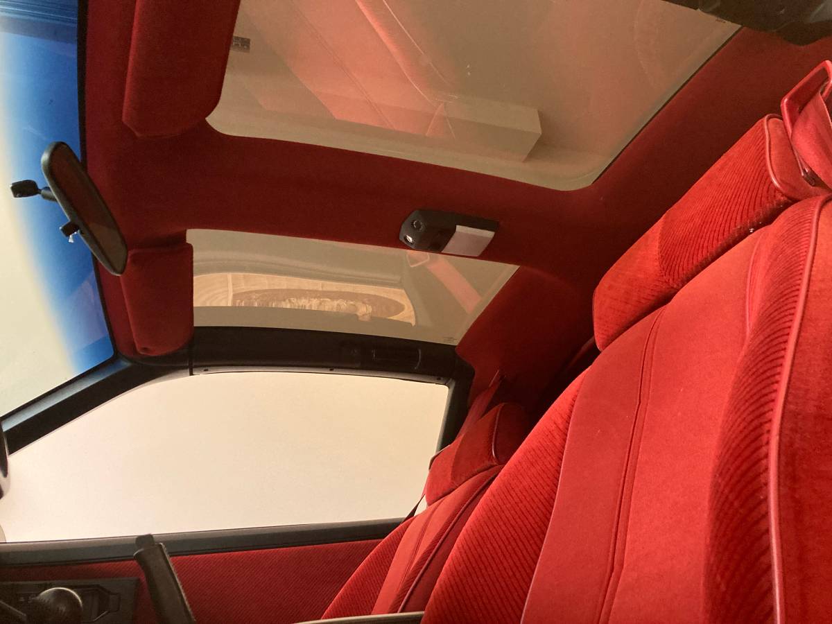Chevrolet-camaro-z28-1986-red-4