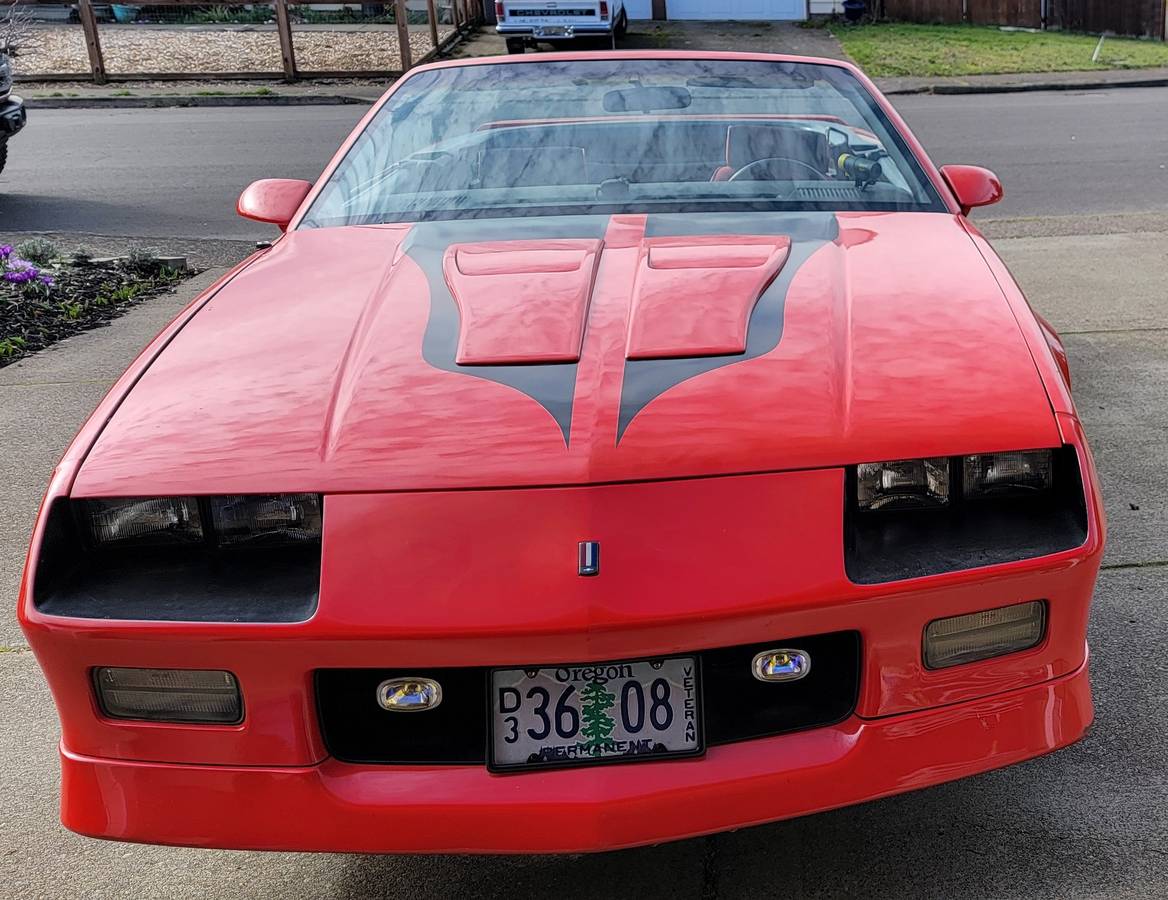 Chevrolet-camaro-z28-1987-red-2