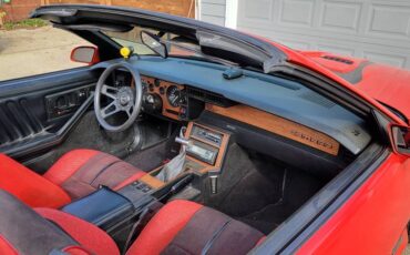 Chevrolet-camaro-z28-1987-red-3