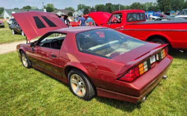Chevrolet-camaro-z28-1989-red-2