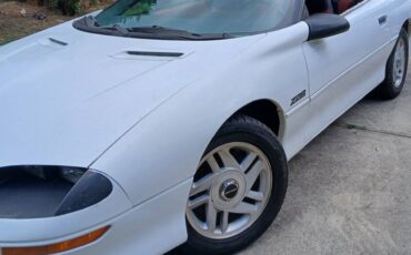 Chevrolet-camaro-z28-1994-white-2