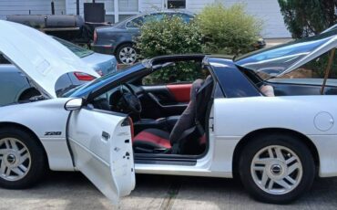 Chevrolet-camaro-z28-1994-white