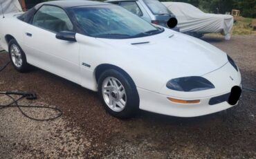 Chevrolet-camaro-z28-1994-white-4