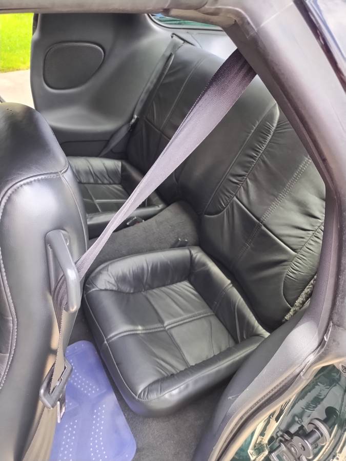 Chevrolet-camaro-z28-1995-green-7