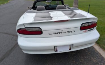 Chevrolet-camaro-z28-convertable-1995-white-2