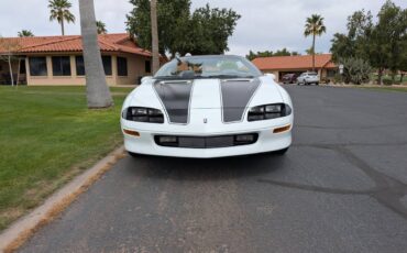 Chevrolet-camaro-z28-convertable-1995-white-3