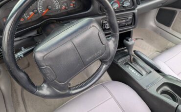 Chevrolet-camaro-z28-convertable-1995-white-8