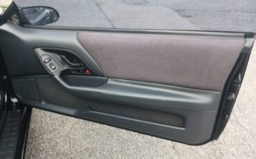 Chevrolet-camaro-z28-convertible-1994-black-13