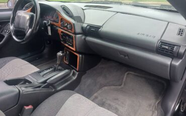 Chevrolet-camaro-z28-convertible-1994-black-14