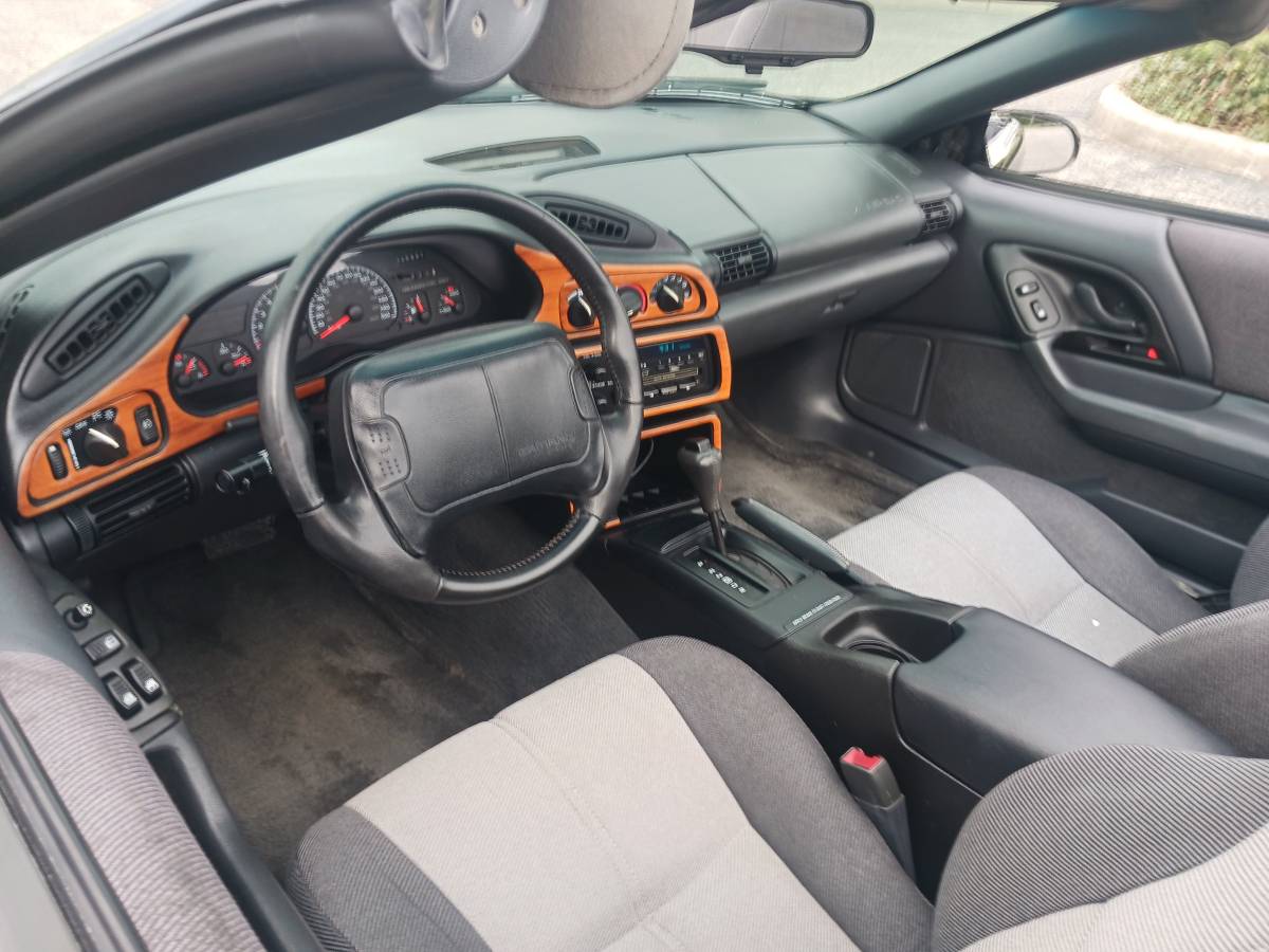 Chevrolet-camaro-z28-convertible-1994-black-6