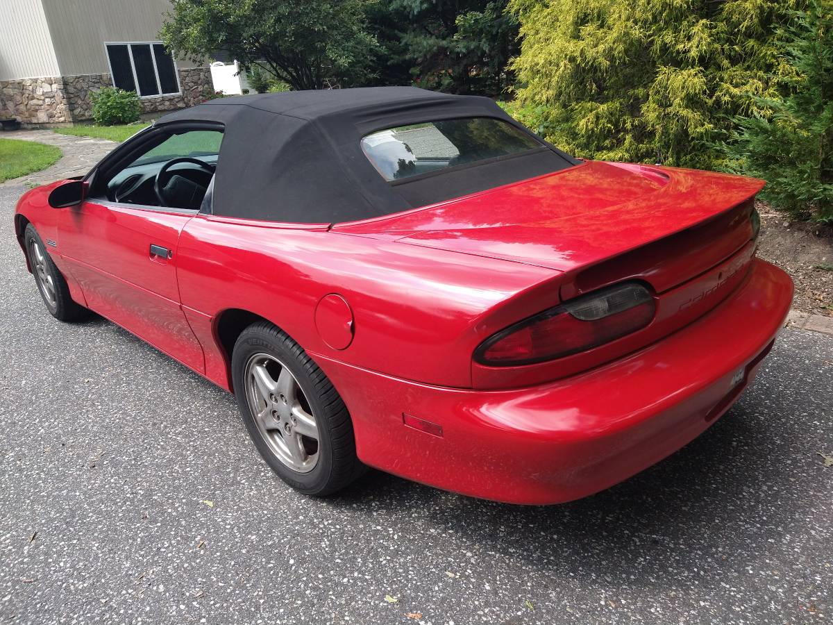 Chevrolet-camaro-z28-convertible-1995-red-11