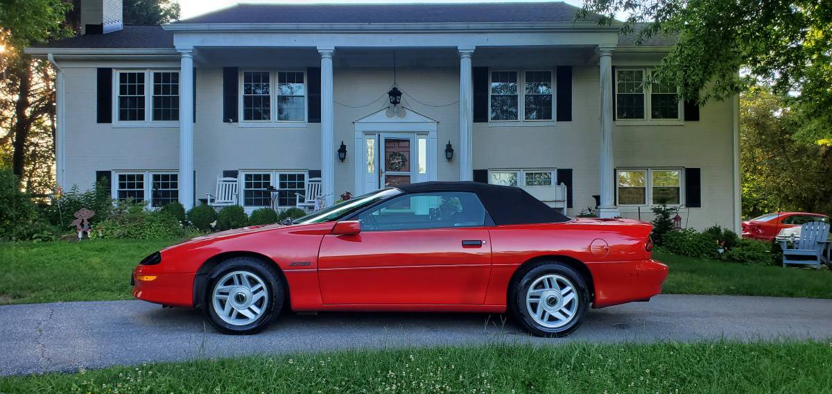 Chevrolet-camaro-z28-convertible-1995-red-14