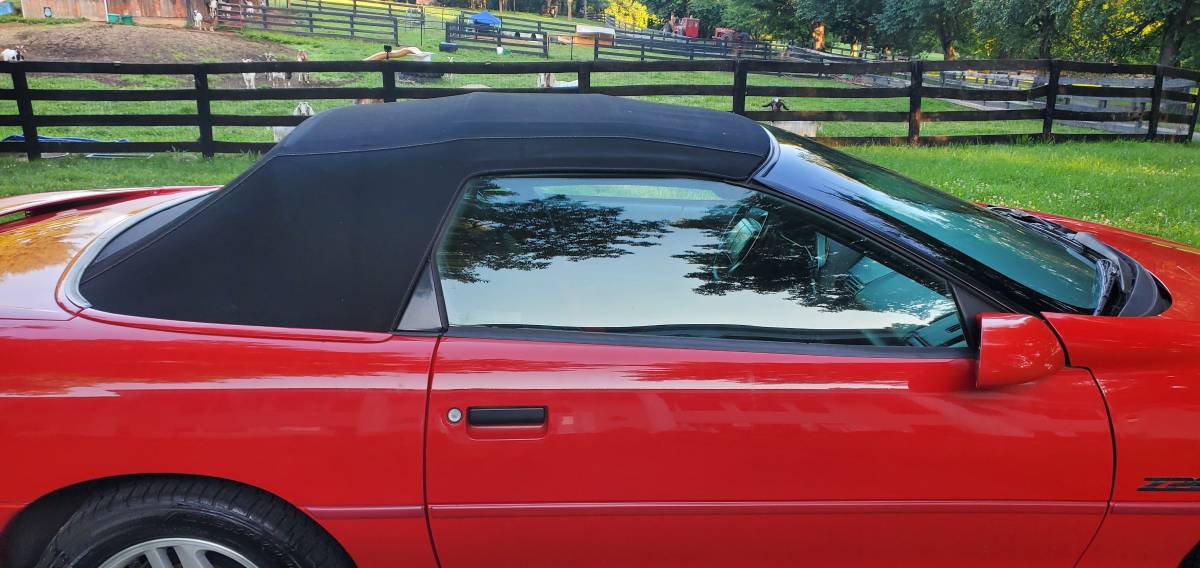 Chevrolet-camaro-z28-convertible-1995-red-3