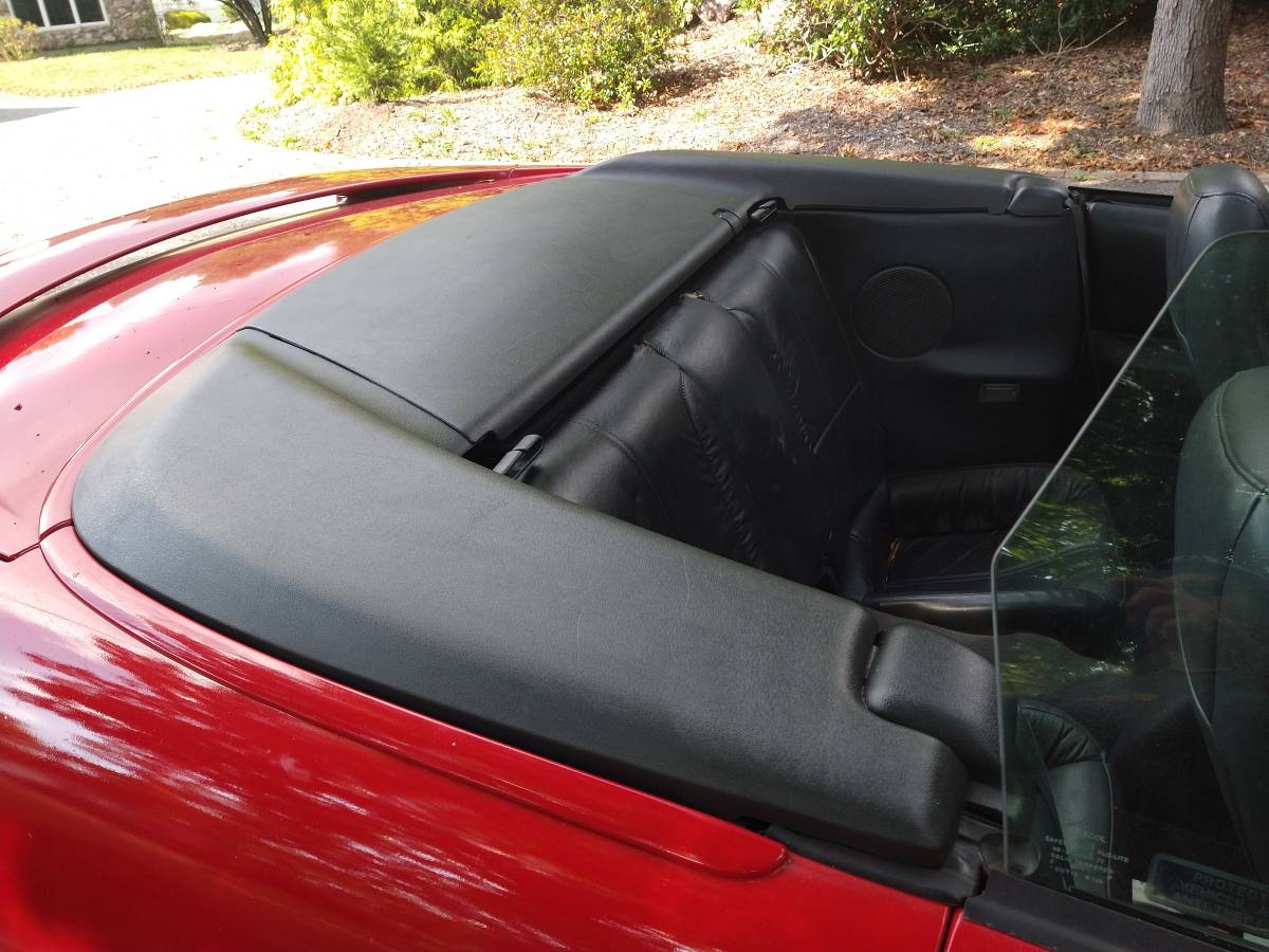 Chevrolet-camaro-z28-convertible-1995-red-4