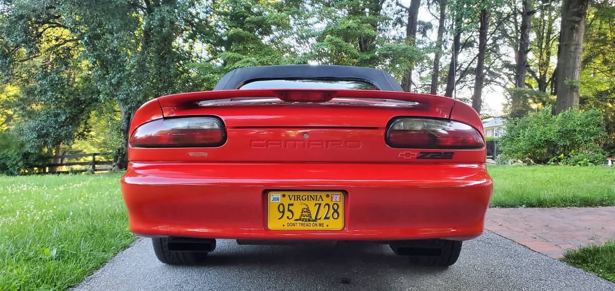 Chevrolet-camaro-z28-convertible-1995-red-5