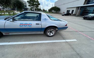 Chevrolet-camaro-z28-pace-car-1982-11