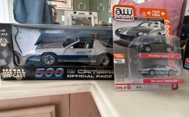 Chevrolet-camaro-z28-pace-car-1982-14
