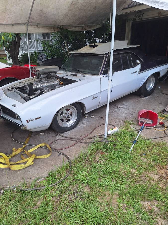 Chevrolet-camaro.-z28-1969-custom-3