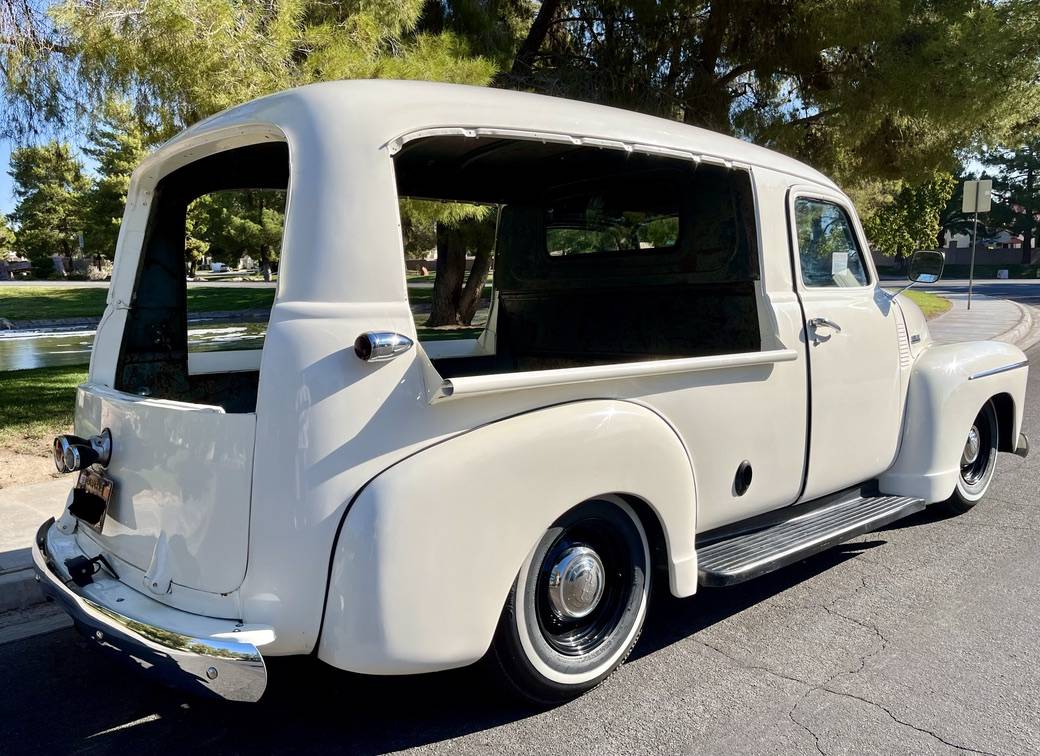 Chevrolet-canopy-express-1948-white-2