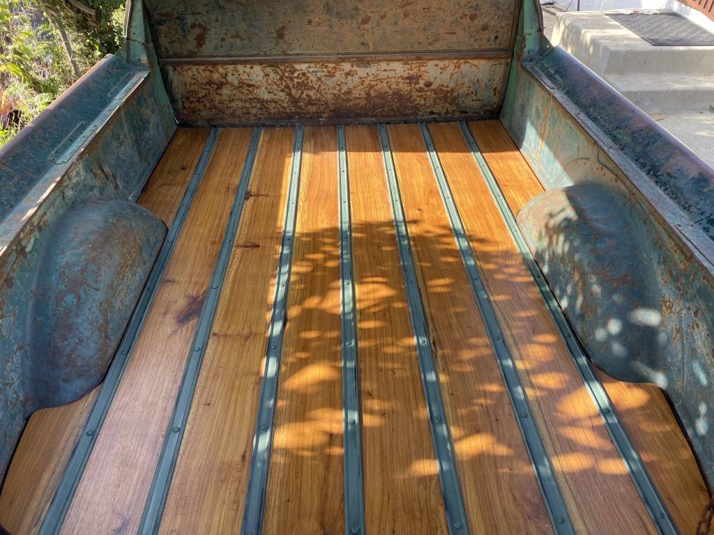 Chevrolet-canopy-express-1948-white-6